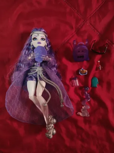 boneca Monster High Spectra G3 (Reservada)