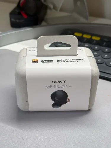 Fone de ouvido Bluetooth Sony WF-1000XM4
