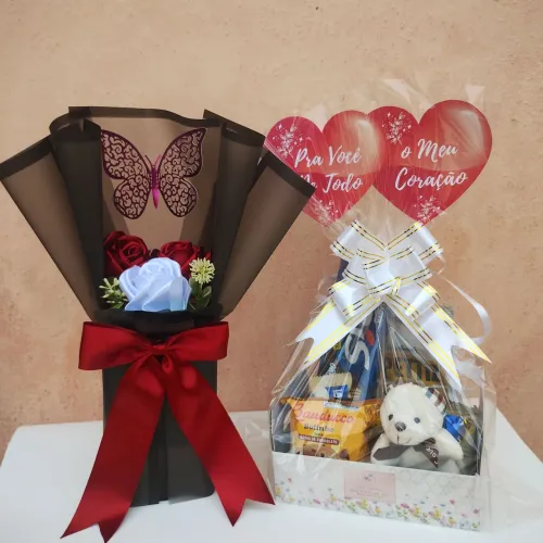 Dia da Mulher, Kit Buquê + Cesta de Chocolate, Rosas Eternas 