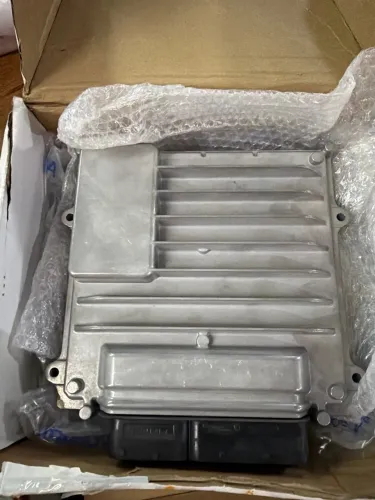 Módulo De Injeção Eletrônica Cummins Cm2880 5348867