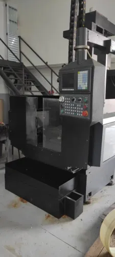 CENTRO DE USINAGEM CNC