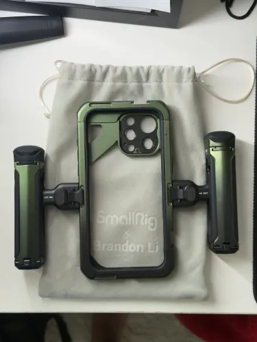 CAGE IPHONE 15 pro max