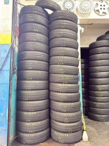 Pneus Usados 175/65/14 -Agile - Prisma - Fiesta - Ka - Fox - Gol - Up -  Uno - Palio Siena