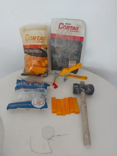 Colocador de piso 