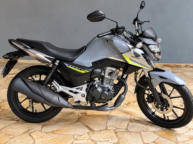 Honda CG 160 impecável 2.500 km único dono