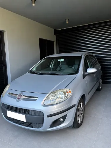 Fiat Palio Attractive 1.0 EVO Fire Flex 8V 5P 2013