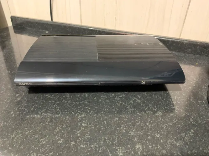 Vende-se ps3 semi novo