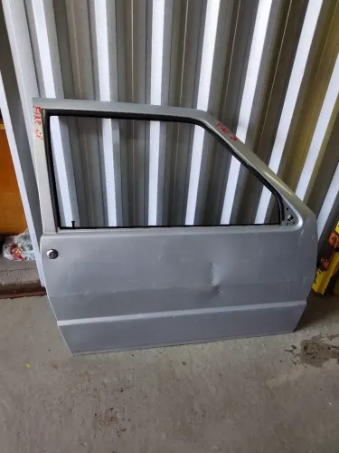 Porta dianteira direita Uno Fire 2P prata
