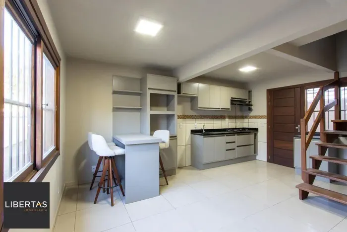 Casa de Condomínio 3 dormitórios no bairro Espirito Santo em Porto Alegre