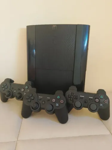 Playstation 3 Super Slim 3 Controles 500gb Desbloqueio Hen (lojas instaladas)