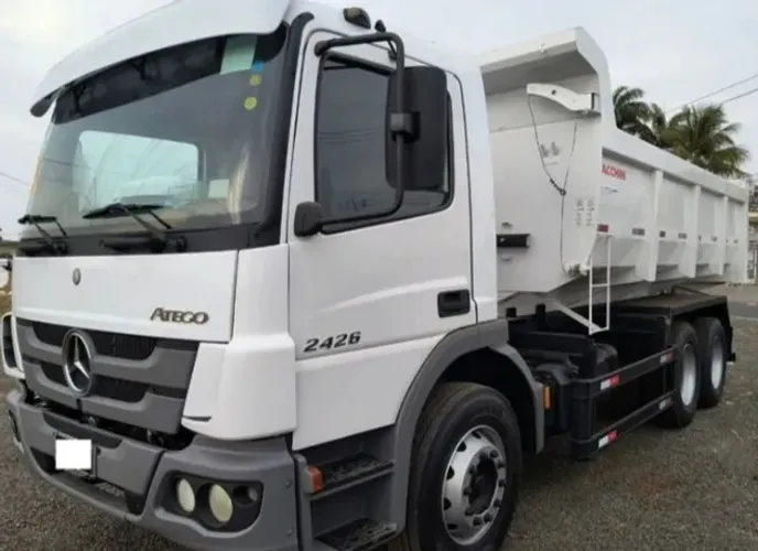 MB Atego 2426 6x2 Ano 2020