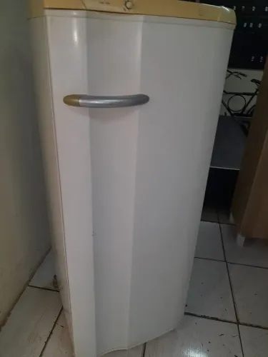GELADEIRA ELECTROLUX SIMPLES