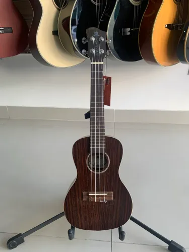 Ukulele Marquês UKC-240