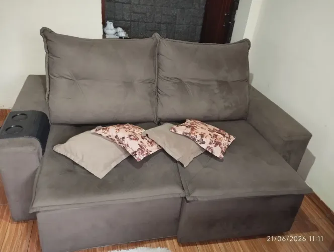 Sofá retrátil 