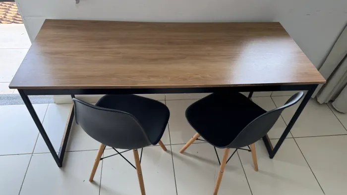 Mesa + cadeiras