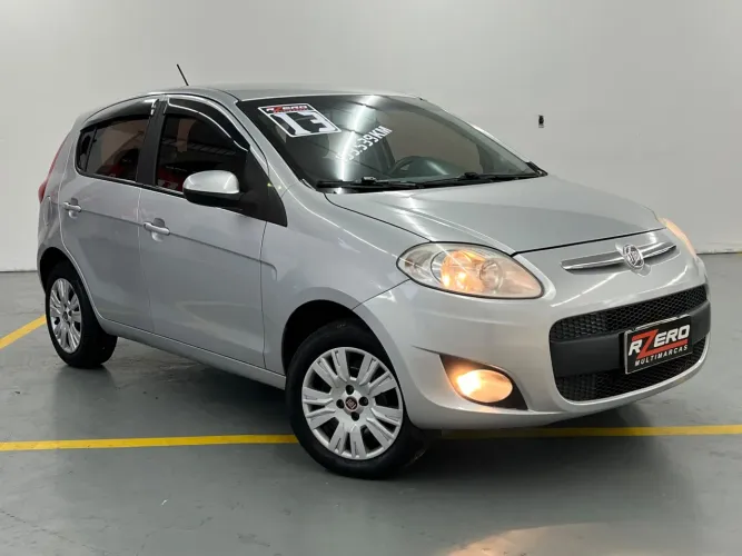 Fiat Palio Essence 1.6 Flex 16V 5P 2013