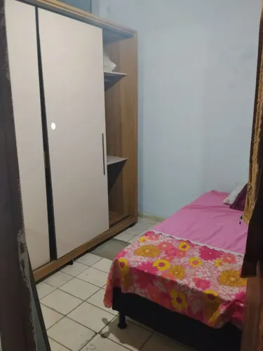 Casa mobiliada ao lado da rodoviaria