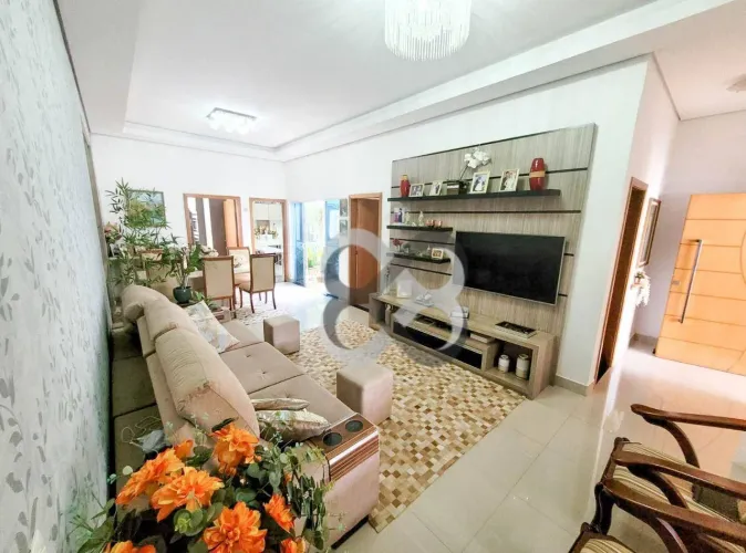 Casa com 3 dormitórios à venda, 220 m² por R$ 1.680.000,00 - Royal Forest - Londrina/PR