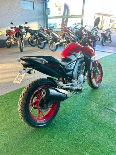 Em dia , só transferir fazemos no cartão ou financiamento.