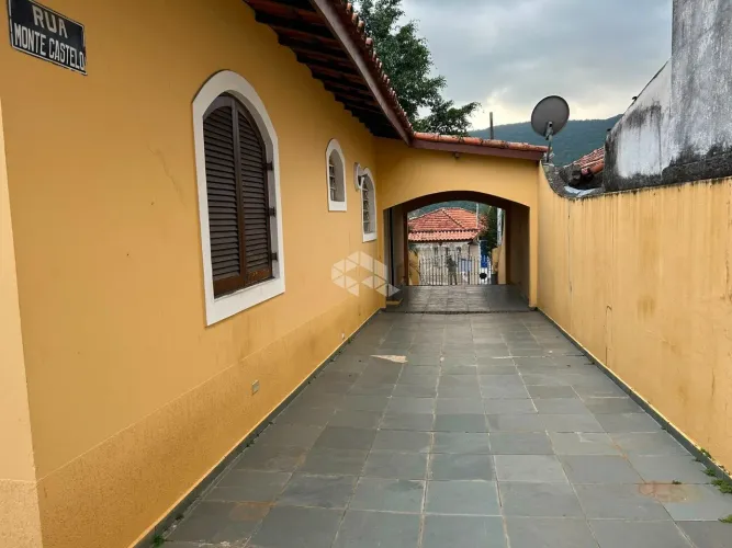Casa com 02 dormitórios à venda por R$ 1.000.000,00 - Centro - Mairiporã/SP
