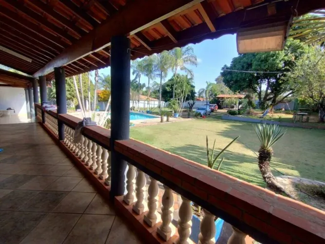 Chácara com 3 dormitórios para alugar, 2000 m² por R$ 6.770,00/mês - Dois Córregos - Pirac