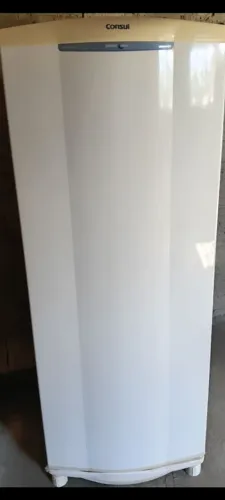 Geladeira consul 280 litros super conservada ( valor 850.00 reais