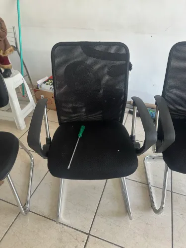 Cadeira Fixa Diretor Preta