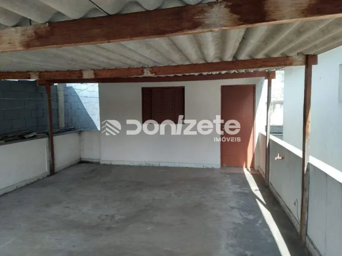 Casa à venda no Campestre em Santo André (124 m²) com 1 quarto e 2 vagas