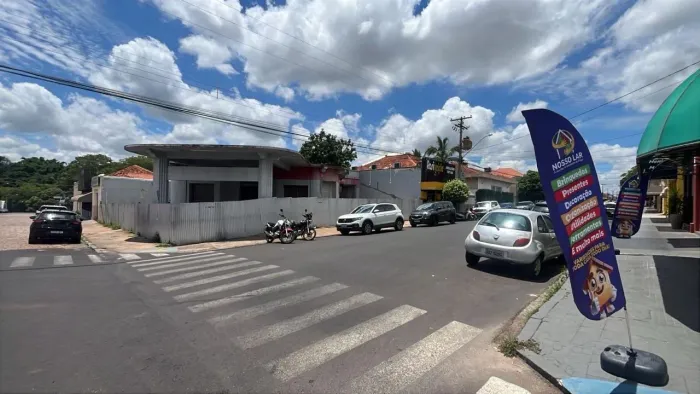 Prédio de antigo posto de gasolina 