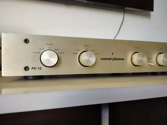 Pré amplificador Conrad Johnson