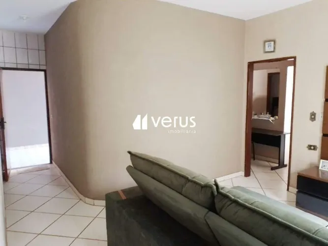 Casa à venda, 3 quartos, 2 suítes, 2 vagas, MORUMBI - Uberlândia/MG