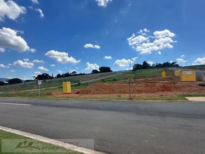Terreno em Condomínio para Venda em Jundiaí, Distrito Industrial