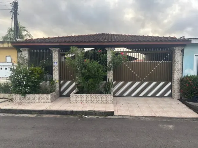 CASA À VENDA NO CONJ. VILA DA BARRA - NOVA CIDADE/ MONTE DAS OLIVEIRAS