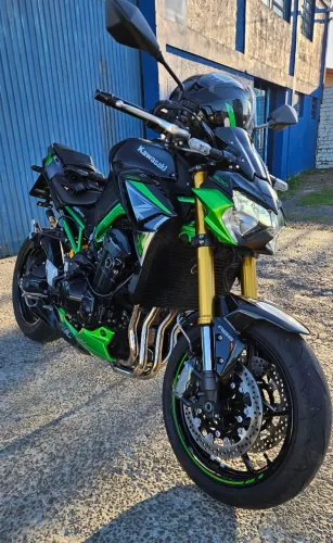 Z900 R Edition 