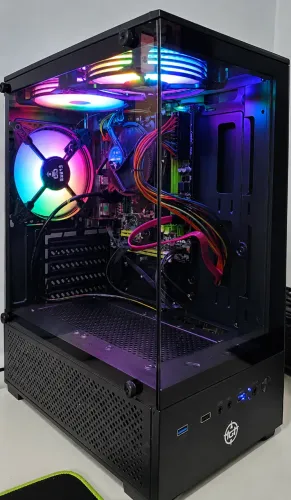 PC GAMER COMPLETO RGB + MONITOR AOC + KIT GAMER