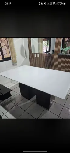 Vendo mesa com tampo de vidro laqueado