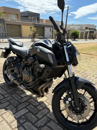 MT- 07 muito nova, 42.000
