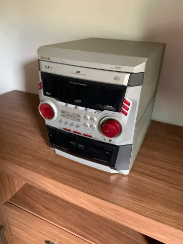 Aparelho de som toshiba reliquia