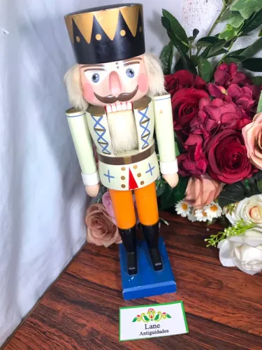 Boneco Quebra Nozes em Madeira da Alemanha 