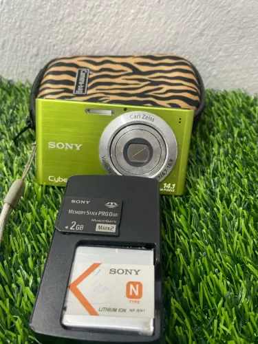 Câmera digital Sony-cyber-short w320