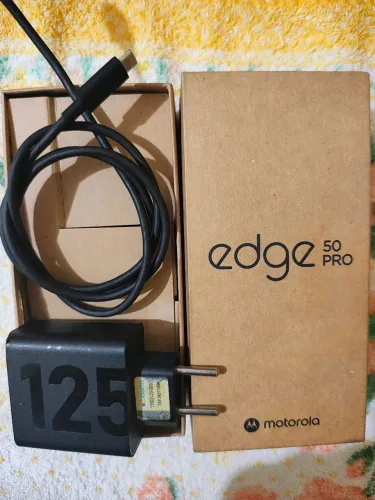 Celular Edge 50 pro