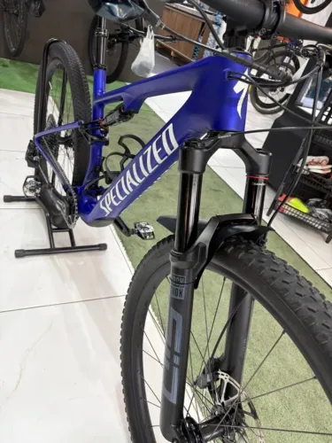 bicicleta specialized Epic 8 Comp