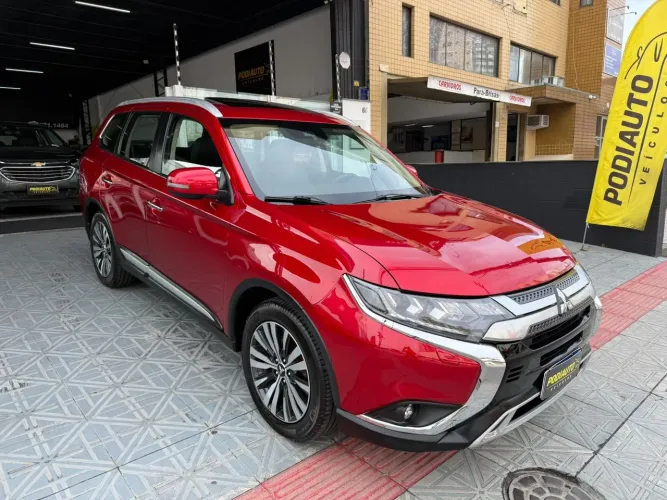 Mitsubishi Outlander HPE-S 2.2 Diesel 4X4 Aut. 2020