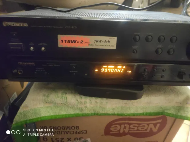 Receiver Pioneer modelo VSX 405