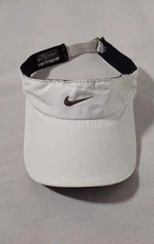 Viseira nike drifit