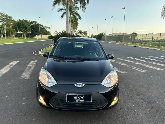 Ford Fiesta S 1.0 8V Flex 5P 2014