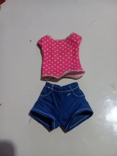 Roupinha da Barbie ano 2003 Fashionista