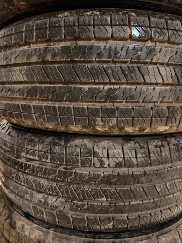 Pneus Goodyear 255/55R20 Semi Novos