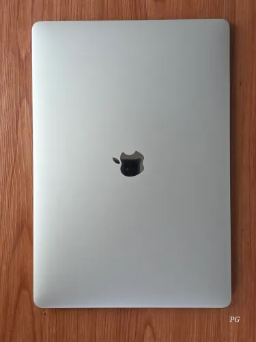 MacBook Pro 2018 i7 16GB 500GB SSD 4GB Placa Vídeo Dedicada