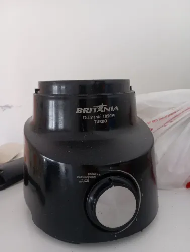 Vende-se pé de liquidificador (valor negociável)